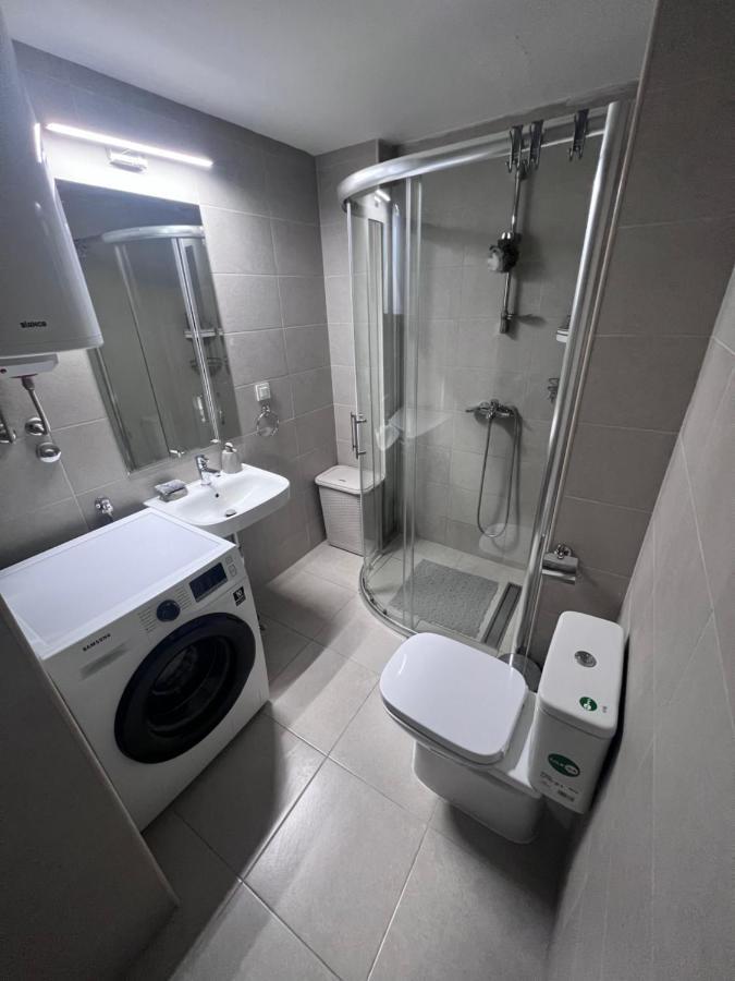 Urban Apartment Skopje Bagian luar foto